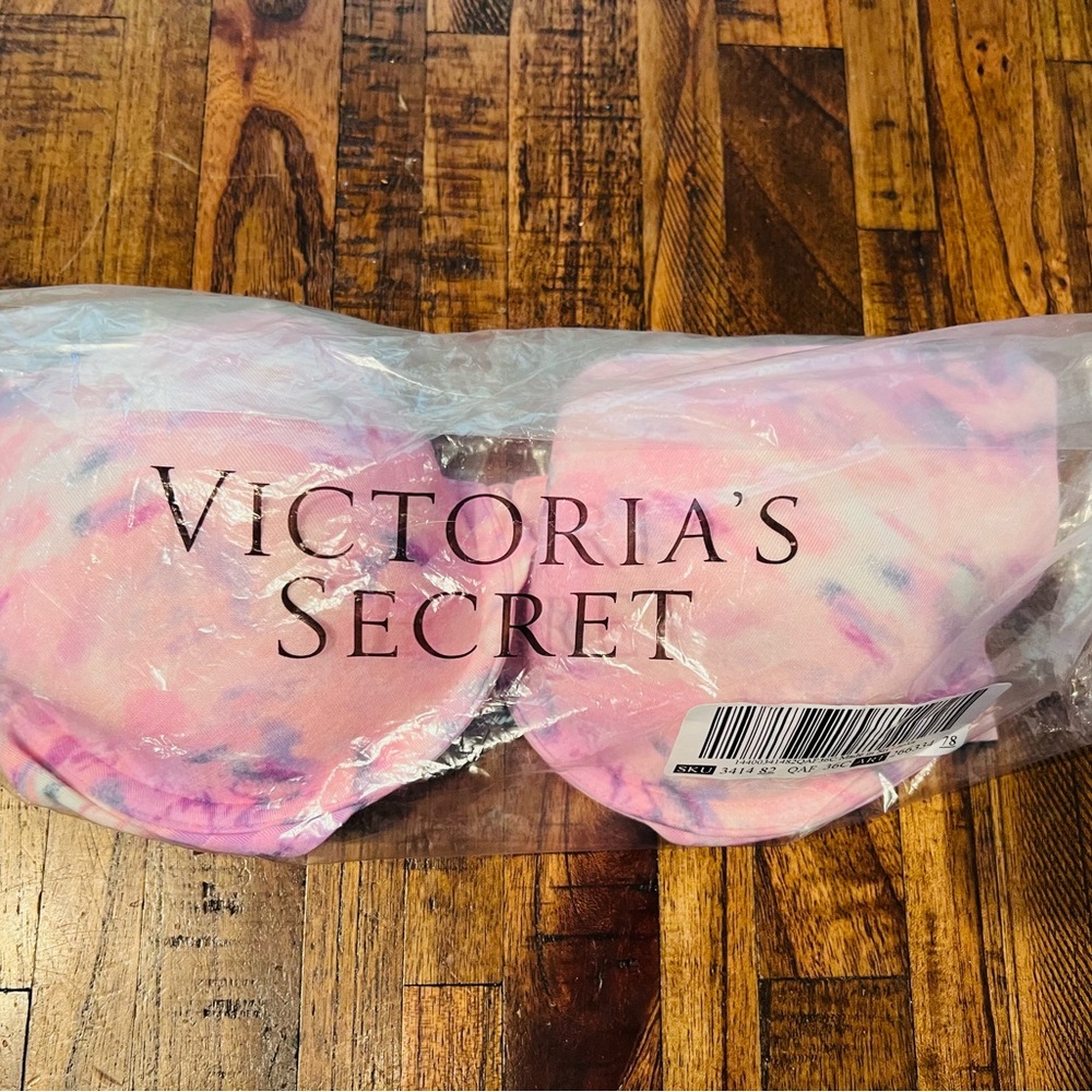 Victoria’s Secret Lightly Lined Forever T-Shirt Demi Bra 36Cute ✨